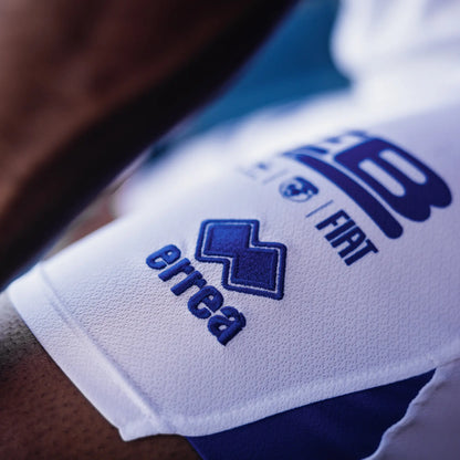 FC_Blau-Weiss_Linz_Auswaertstrikot_Errea_1