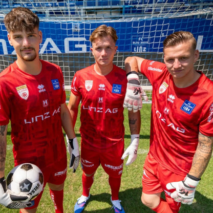 FC_Blau_Weiss_Linz_Tormann_2
