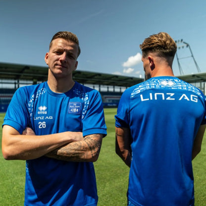 FC_Blau_Weiss_Linz_Trainingsbekleidung_3